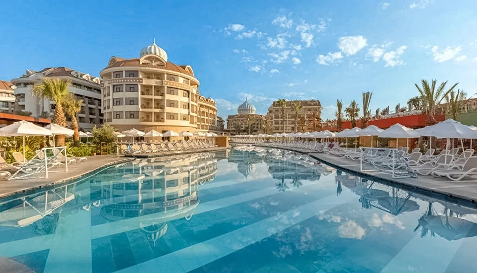 هتل کرمان بلازو ریزورت آنتالیا